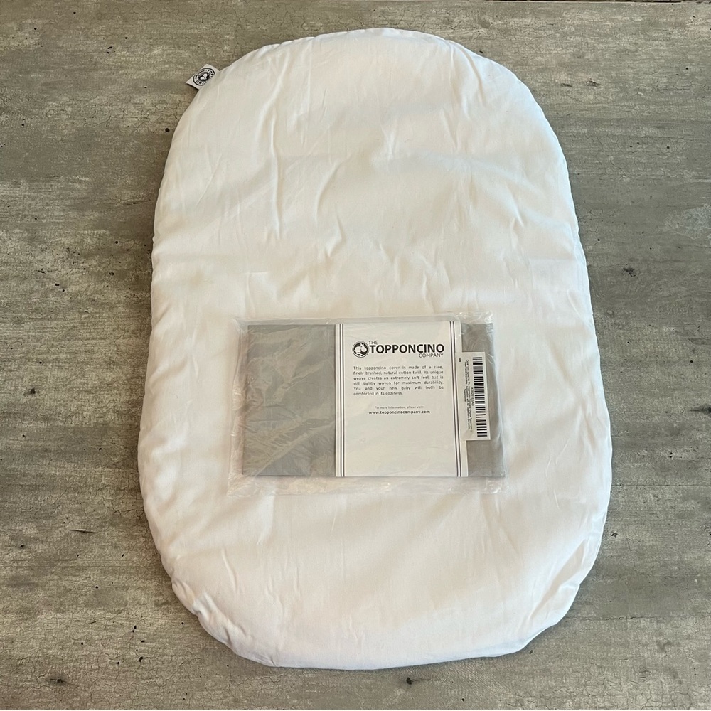 The Original Topponcino-comes with white cover and an additional gray cover.